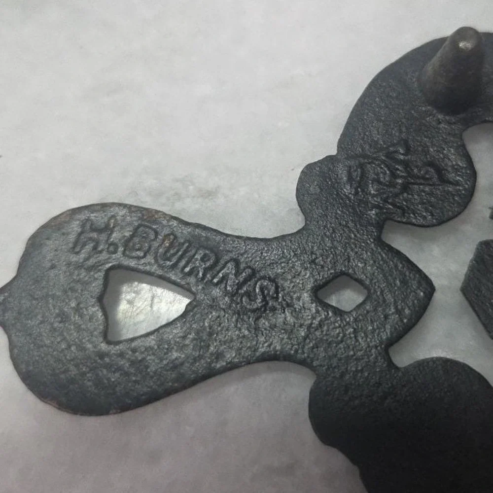 H. Burns Lyre 7-25 Black Cast Iron Trivet, Vintage‎ Kitchen Decor, Tableware